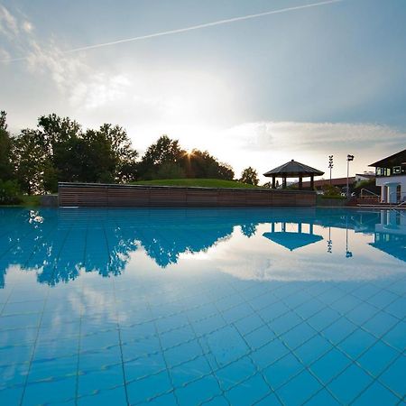 Hotel Alter Weissbraeu Бад Бирнбах Екстериор снимка