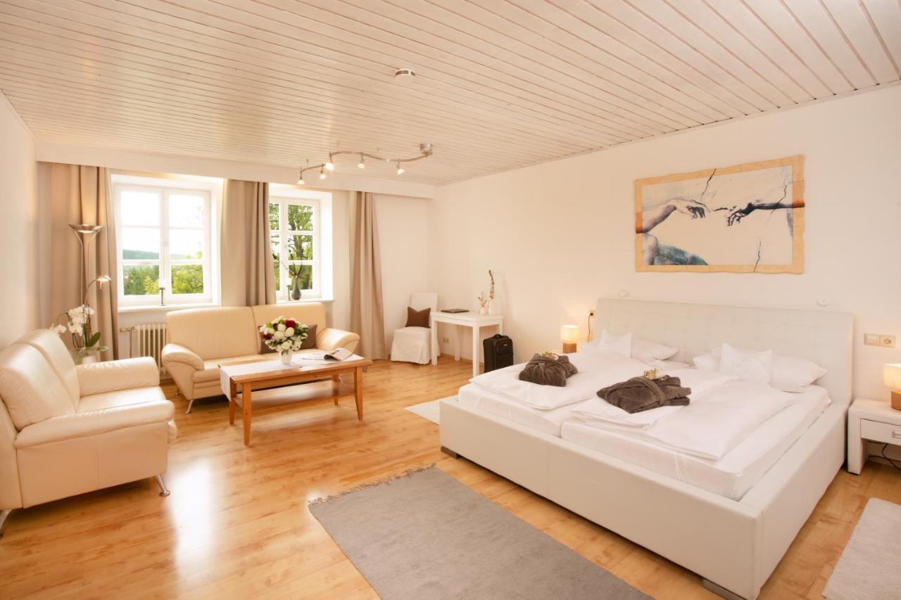 Hotel Alter Weissbraeu Бад Бирнбах Екстериор снимка