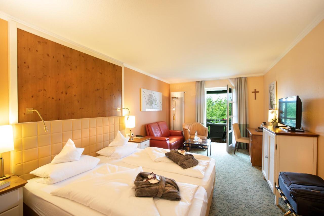 Hotel Alter Weissbraeu Бад Бирнбах Екстериор снимка